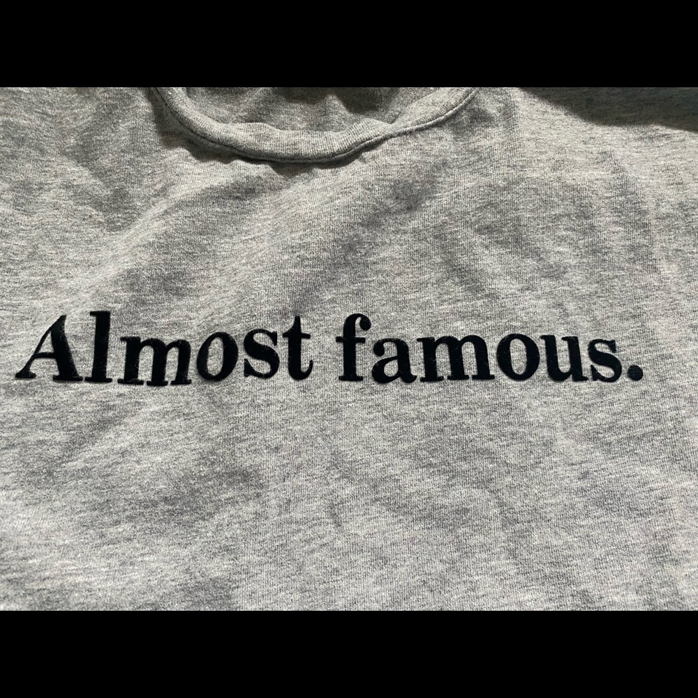 tshirt grey